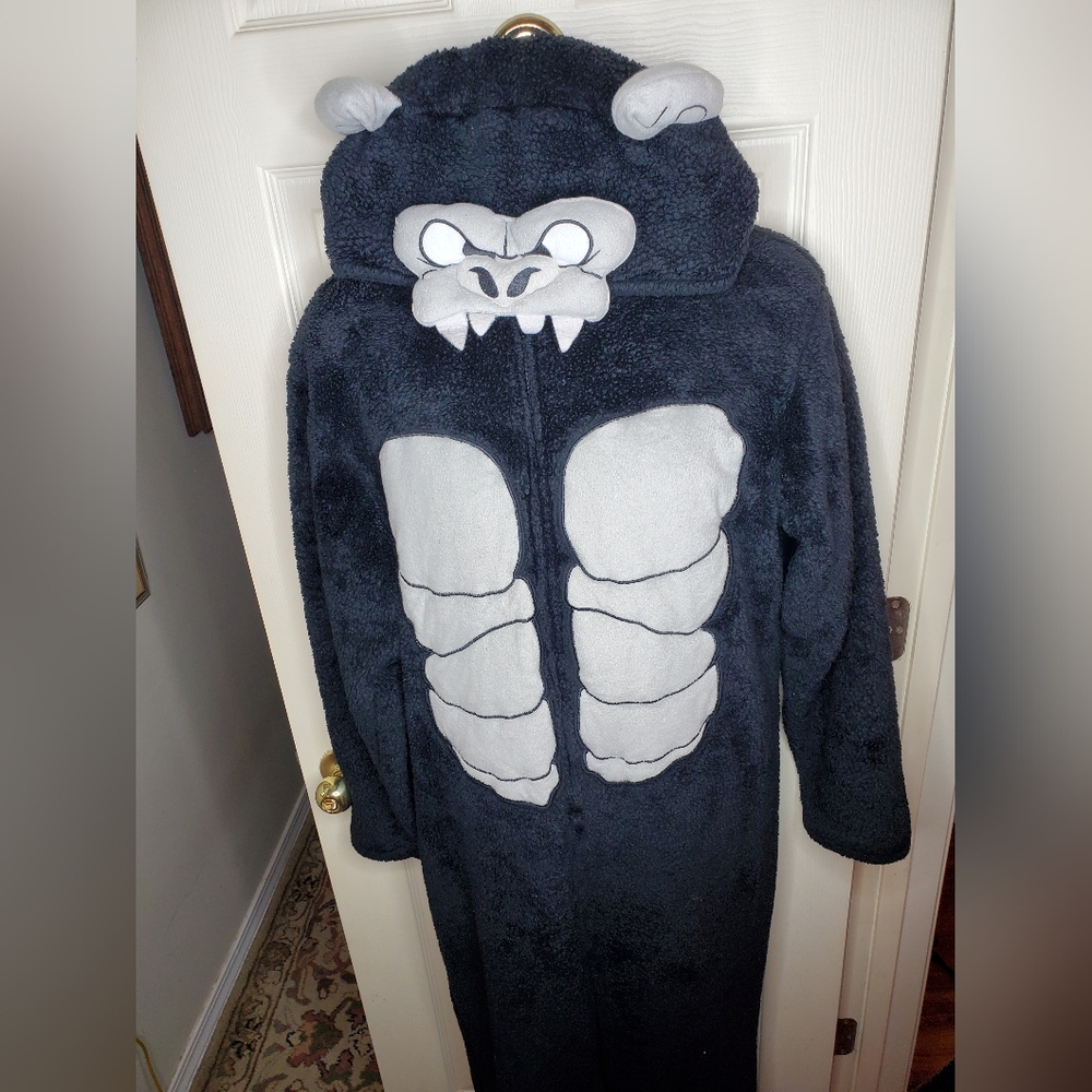Briefly Stated Men's One Piece Hoodie Gorilla Pajamas Size Large